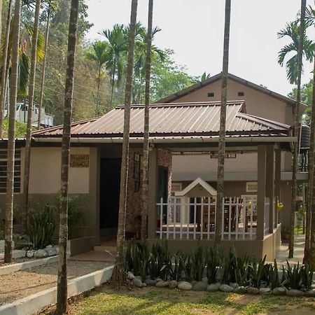 מלון Dawki Bri Mansion מראה חיצוני תמונה